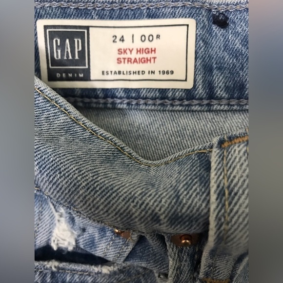 Gap high rise distressed straight jeans. size 24R - Picture 10 of 11